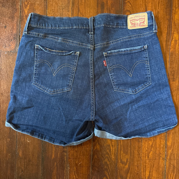 Levi's Pants - Levi's Dark Blue Jean Mid Length Shorts - Size 32